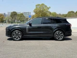 Lynk & Co 09 10