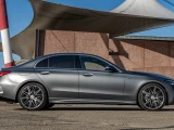Mercedes-Benz C-Class 32