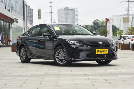 Toyota Camry 2.5 Гибрид
