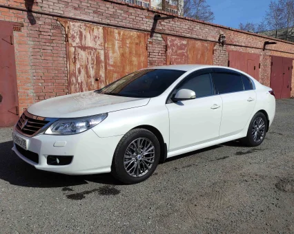 Renault Latitude