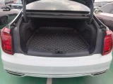 Hongqi H9 4
