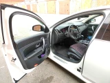 Renault Latitude 9