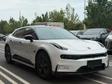 Zeekr 001 2